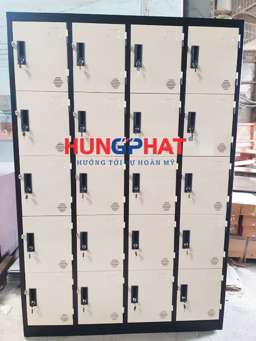 Tủ sắt locker 20 ngăn cung cấp cho khách hàng tại Bắc Ninh1