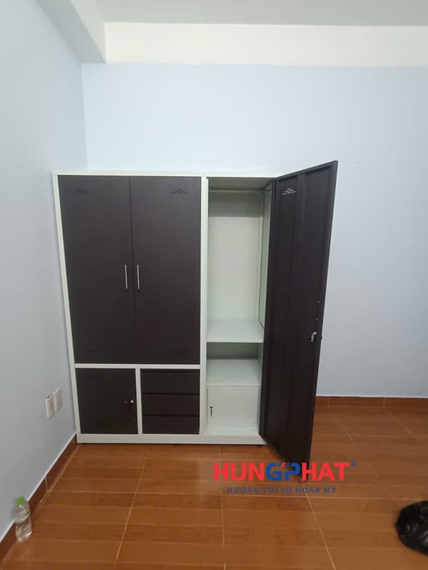 Tủ sắt quần áo giá rẻ theo yêu cầu