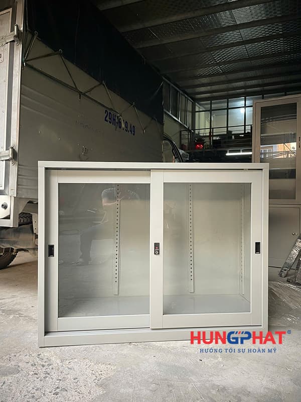 Tủ sắt K2 cánh kính lùa thấp theo yêu cầu tại Nghĩa Đô