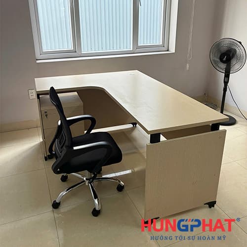 Bàn làm việc chữ L kèm hộc tủ di động